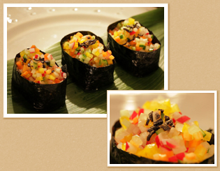 「ゆでたまごの白身」+「野菜とお酢」